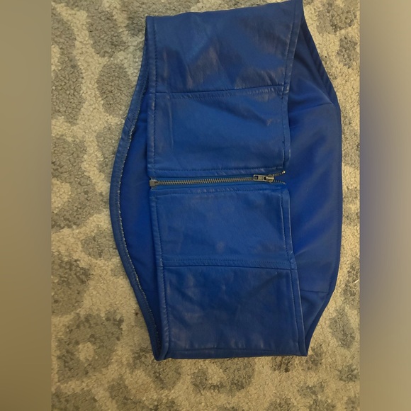 BLUE PLEATHER TUBE TOP- PACSUN- KENDALL AND KYLIE - Picture 2 of 2